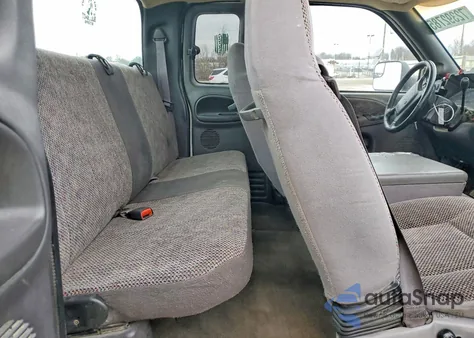 2001 Dodge Ram 2500 z USA, uszkodzony, nr VIN 1B7KF23Z71J612379